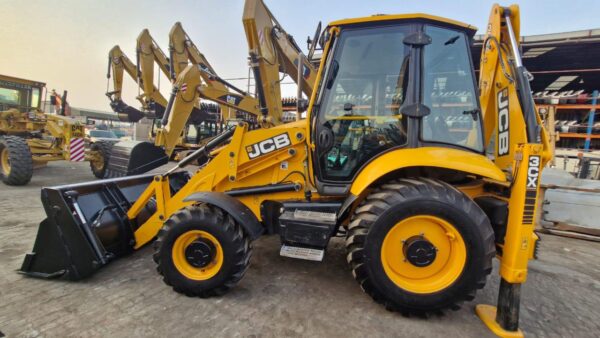 JCB 3CX BACKHOE LOADER