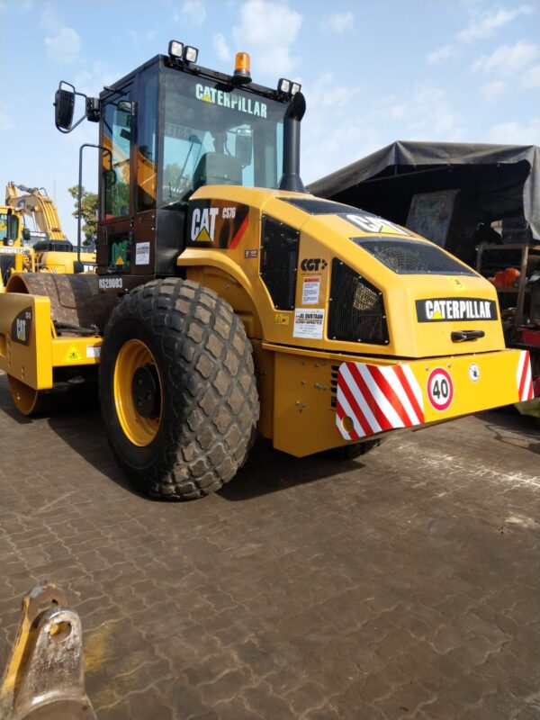 Vibratory Padfoot Compactor 533E