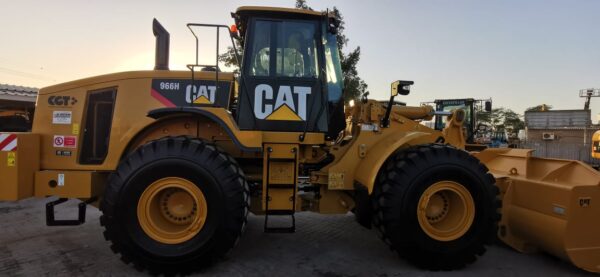 Wheel Loader 966H