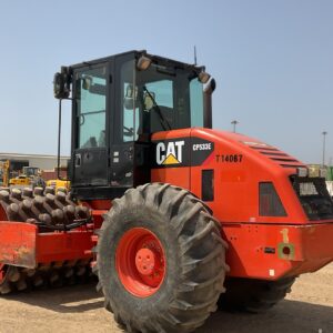 Vibratory Padfoot Compactor 533E