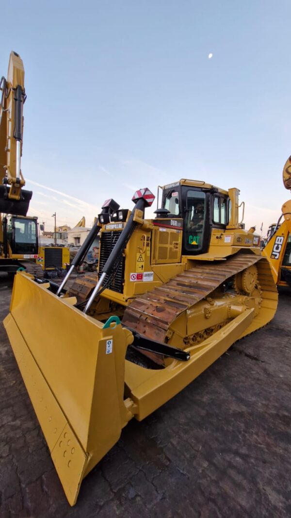CAT D6R DOZER