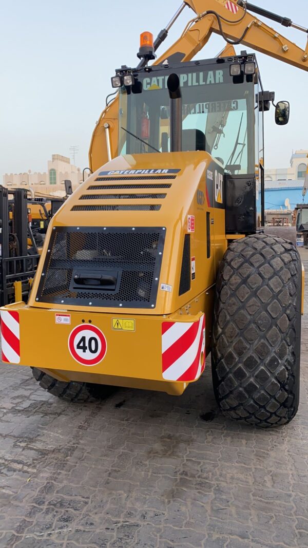 Vibratory Padfoot Compactor 533E