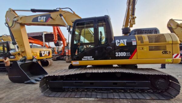 CATERPILLAR 330D- EXCAVATOR