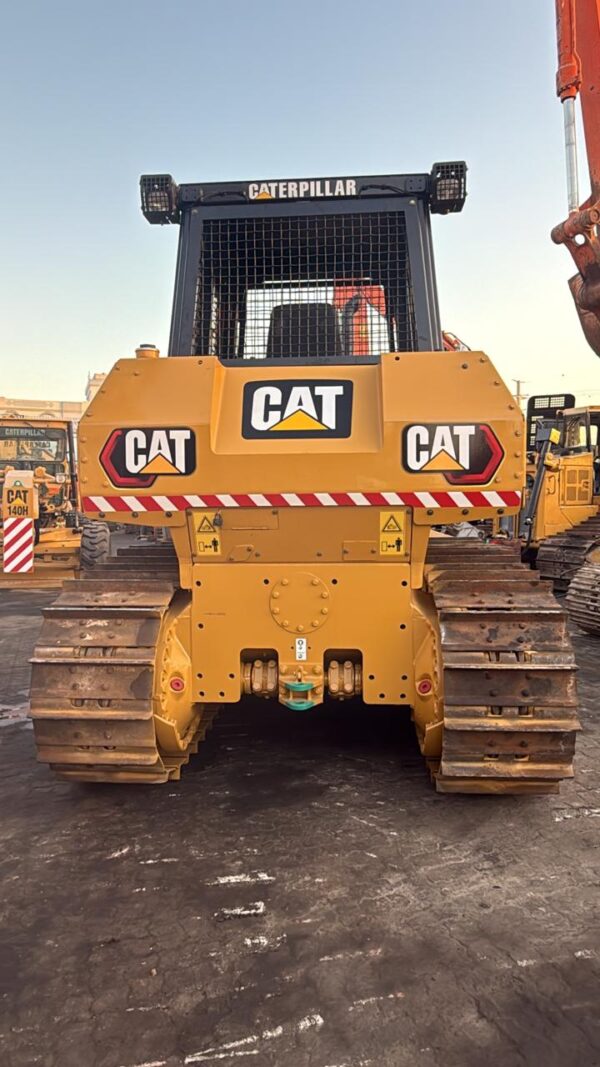 CATERPILLAR D7G (DOZER)